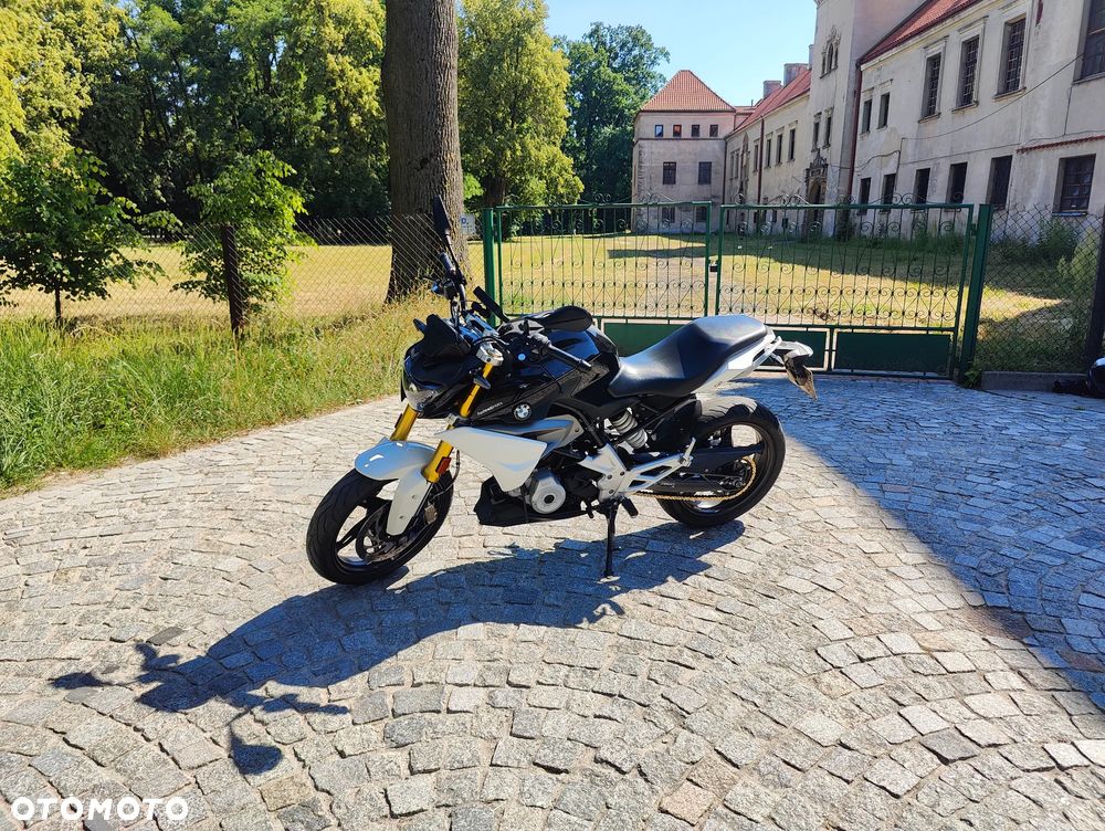 BMW G - 1