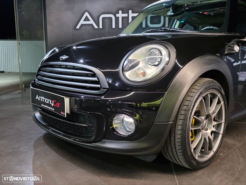 MINI 3 Portas Cooper D - 28