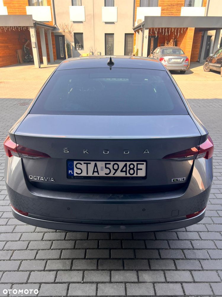 Skoda Octavia - 2