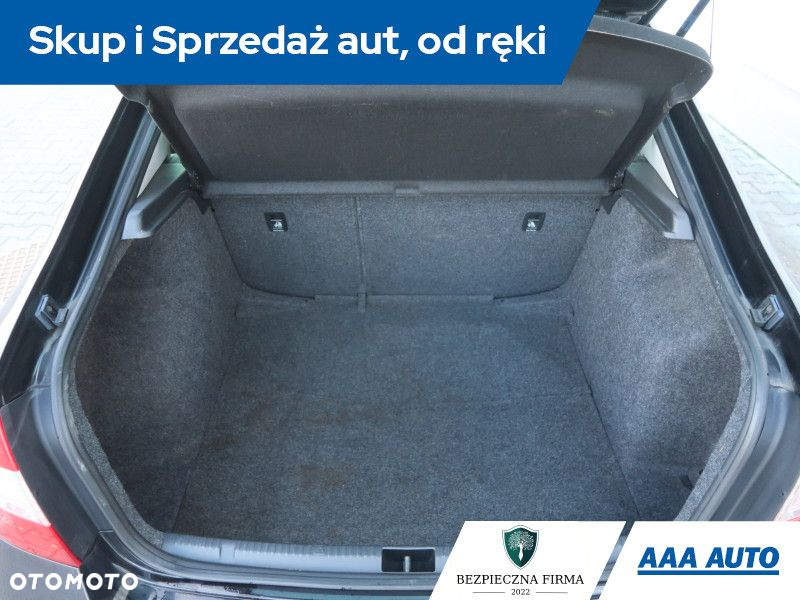 Skoda RAPID - 14