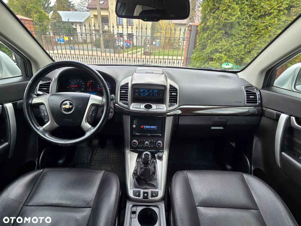 Chevrolet Captiva 2.4 AWD LT+ - 7