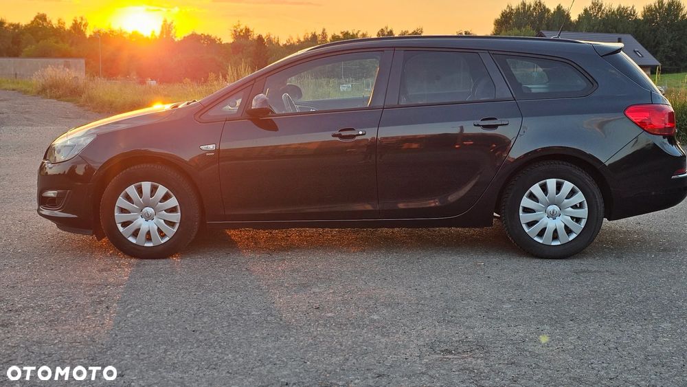 Opel Astra 1.7 CDTI DPF ENERGY - 12