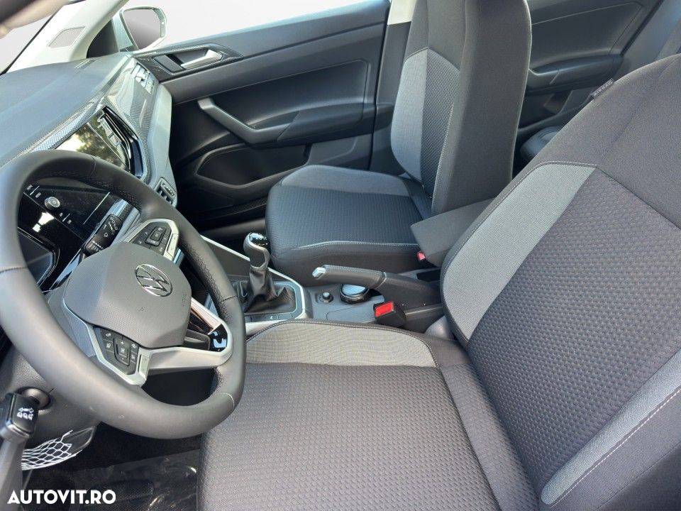 Volkswagen Polo - 11