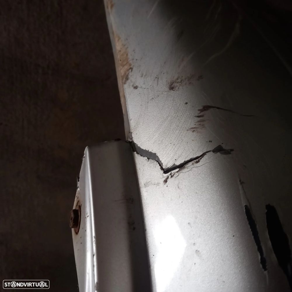 Para-choques frente Toyota Avensis t22 - 5