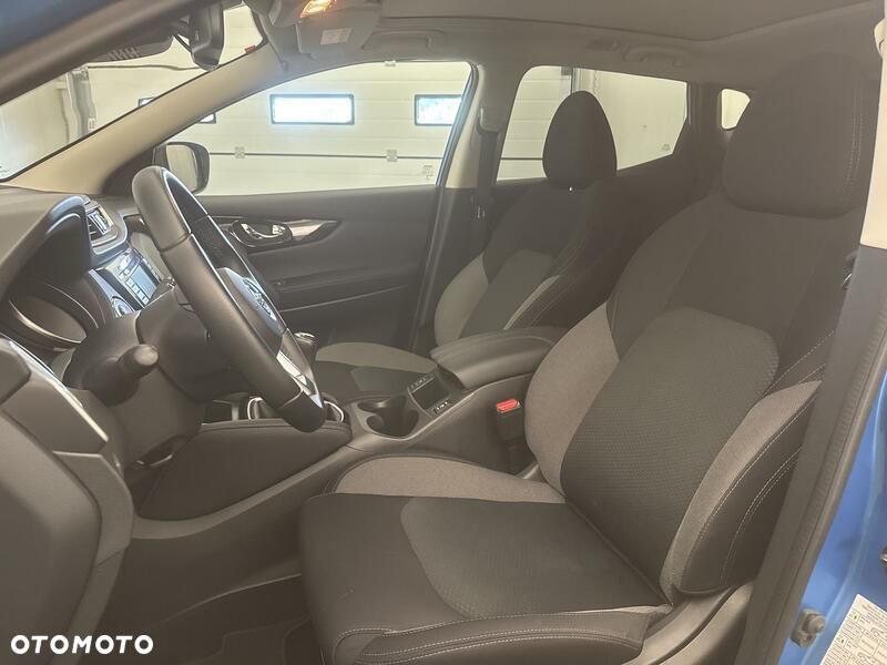 Nissan Qashqai 1.3 DIG-T N-Connecta - 12