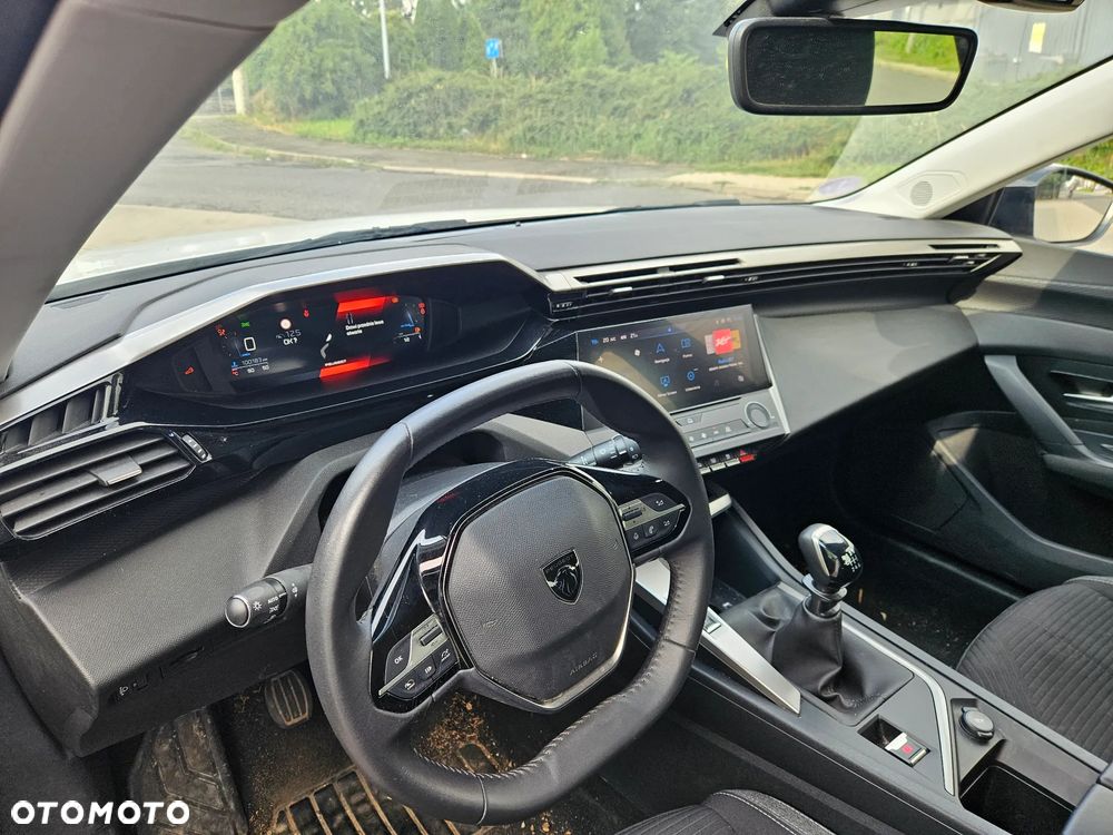 Peugeot 308 - 13