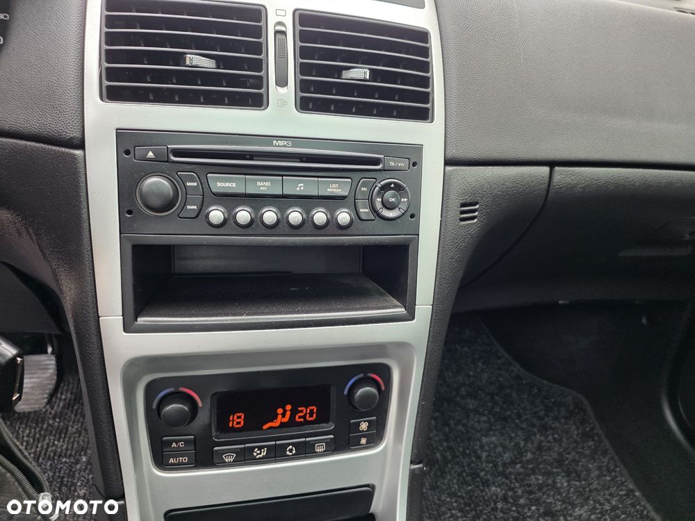 Peugeot 307 140 Premium - 18