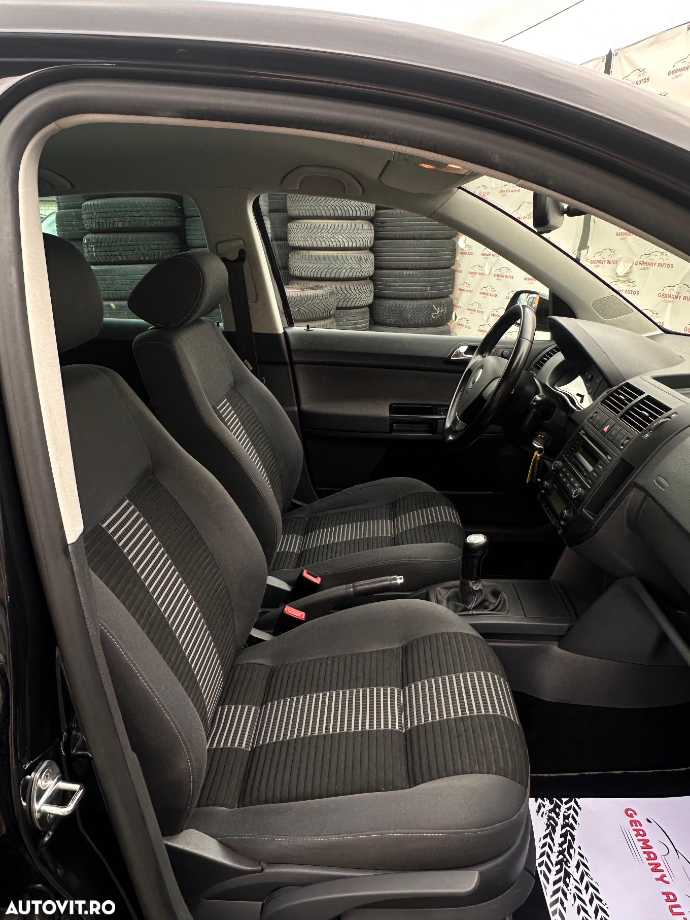 Volkswagen Polo - 7