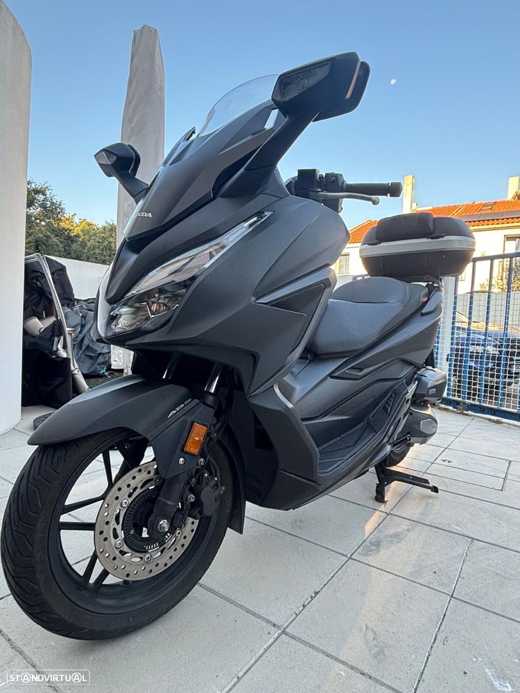 Honda Forza - 8