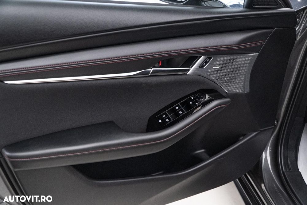 Mazda 3 e-SKYACTIV-G 2.0 M HYBRID 150 SELECTION - 30