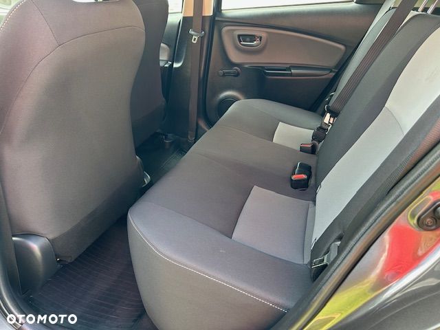 Toyota Yaris 1.5 Premium CVT - 19