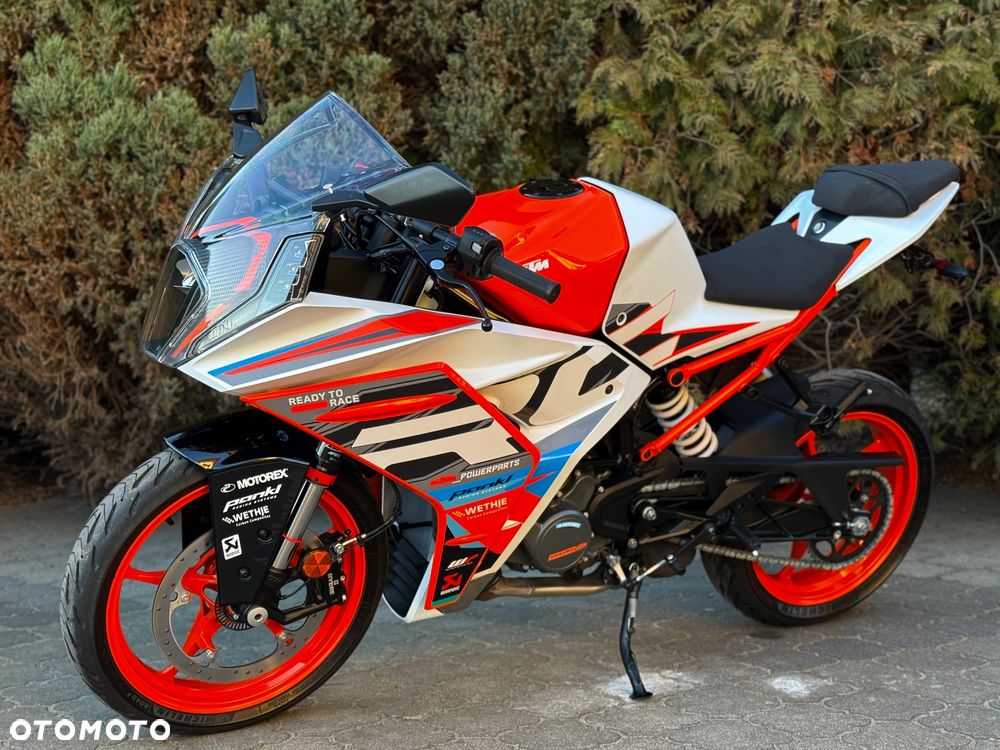 KTM RC 125 - 7