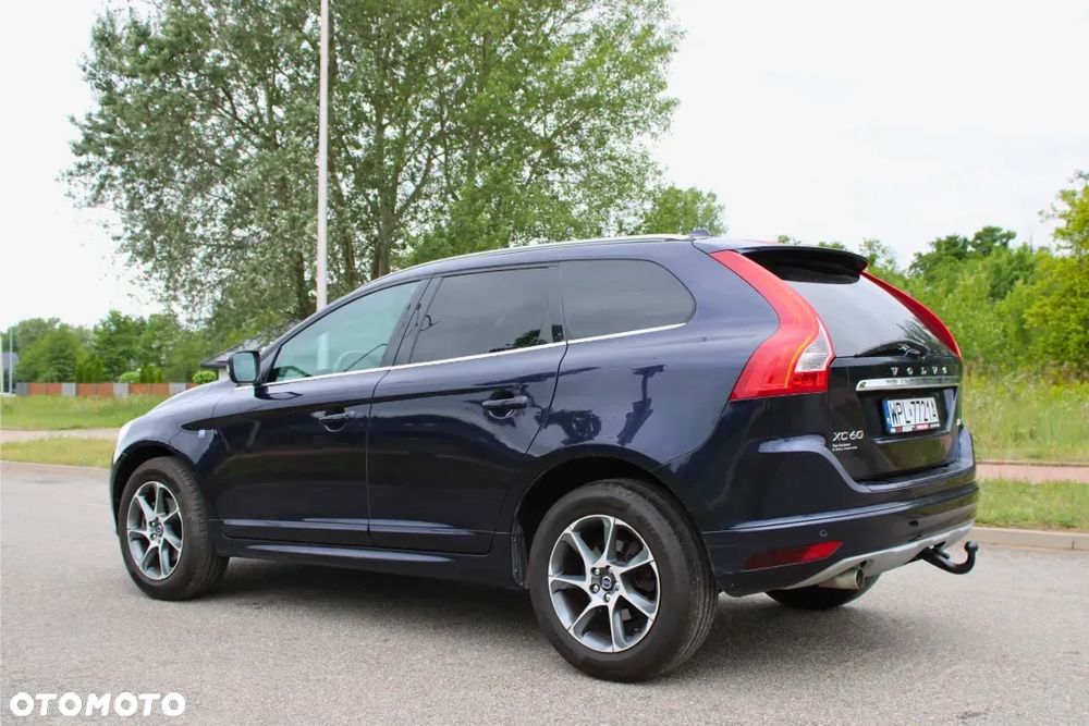 Volvo XC 60 D3 Drive-E Ocean Race - 9