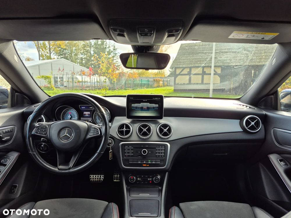 Mercedes-Benz CLA 250 4Matic 7G-DCT AMG Line - 13