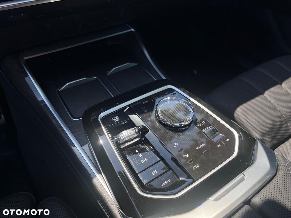 BMW Seria 7 740d xDrive mHEV sport - 20