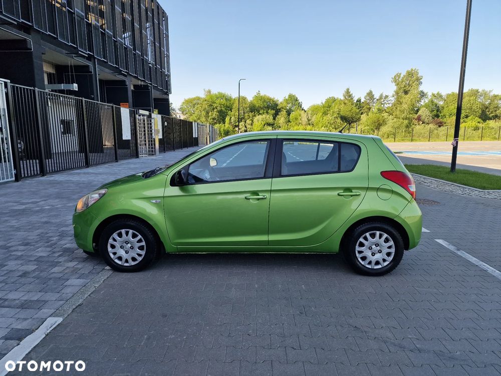 Hyundai i20 - 23