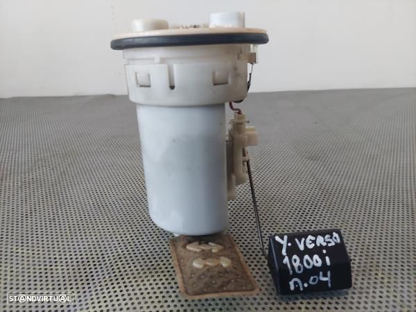 Bomba / Boia Combustivel  Toyota Corolla Verso (Zer_, Zze12_, R1_) - 2