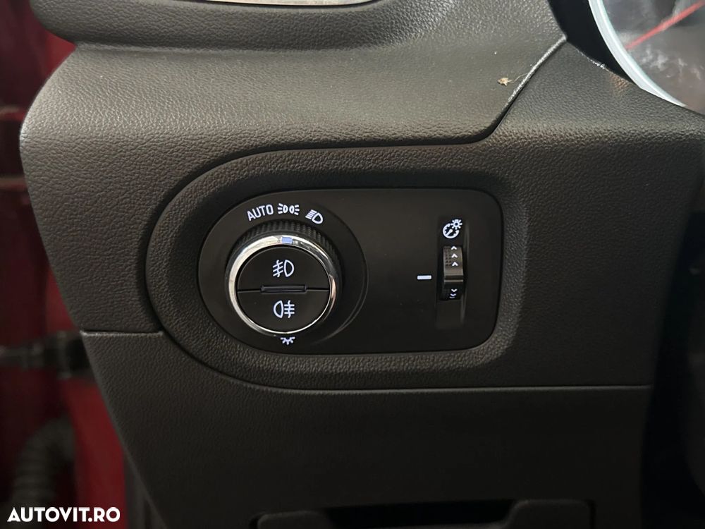 Opel Grandland X - 16