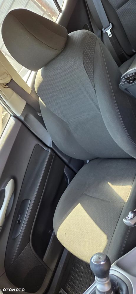 TOYOTA AURIS I fotel prawy przód - 3