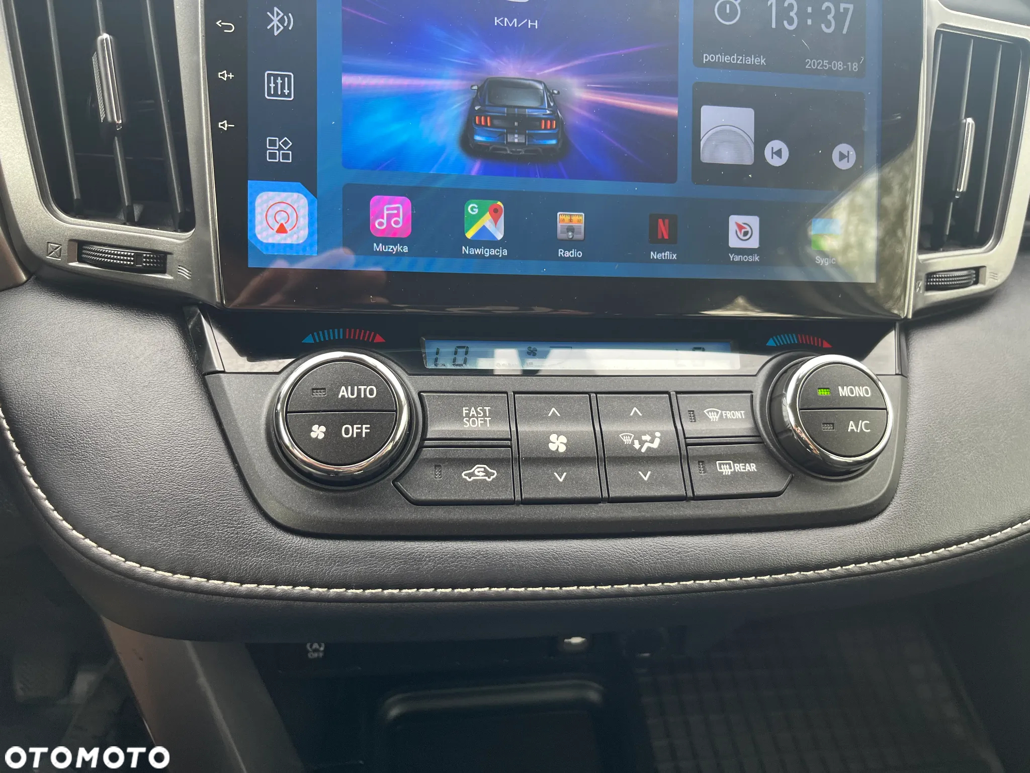 Toyota RAV4 - 18