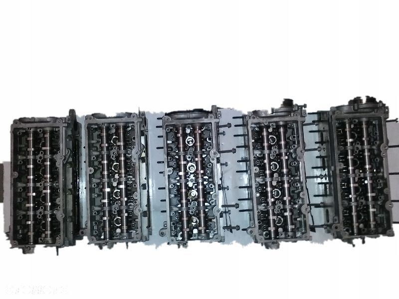 głowica vw passat b8 skoda superb III 1.6 2.0 TDI 04L103373E - 1