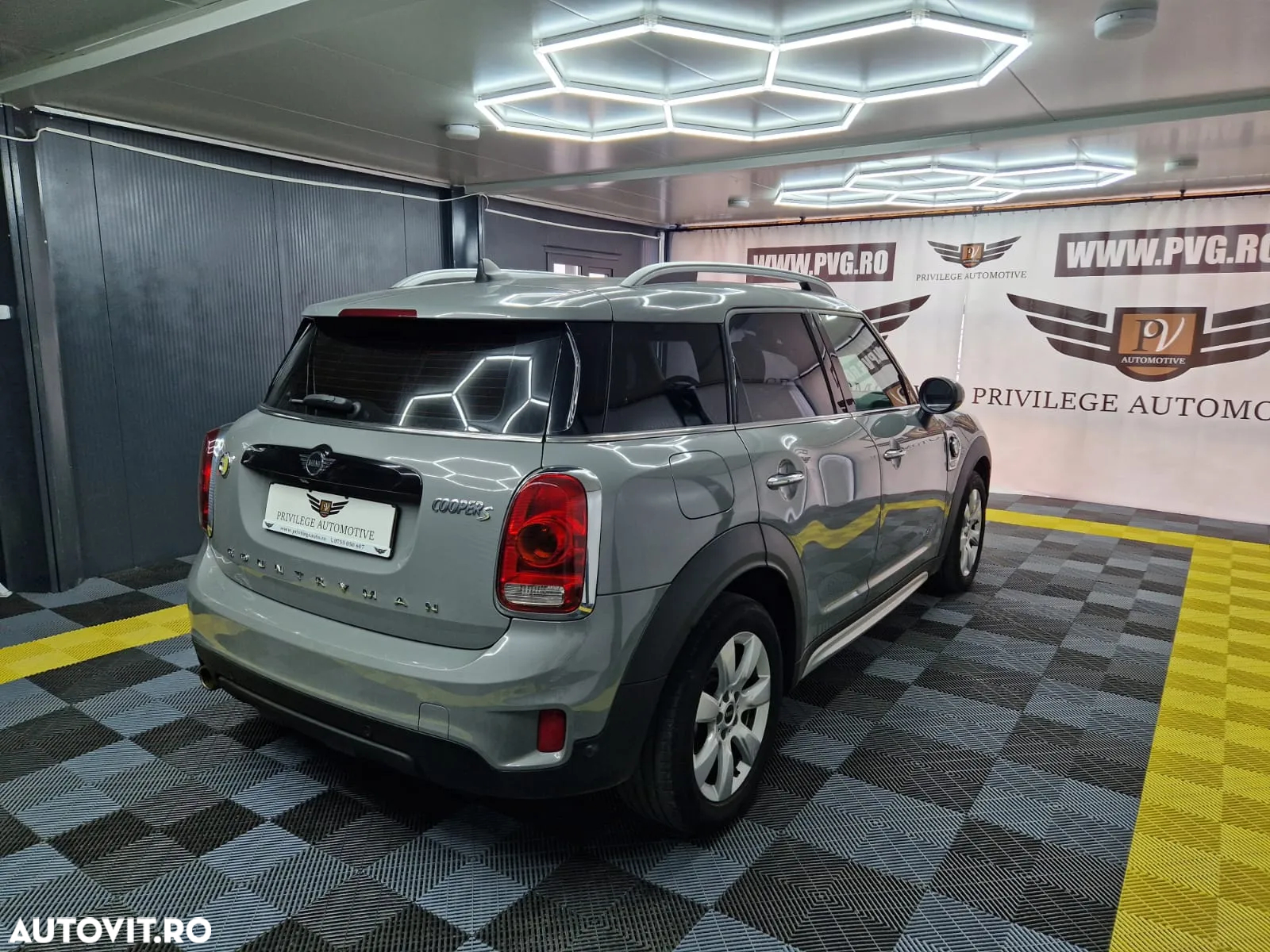 Mini Countryman Cooper S E ALL4 AT - 4