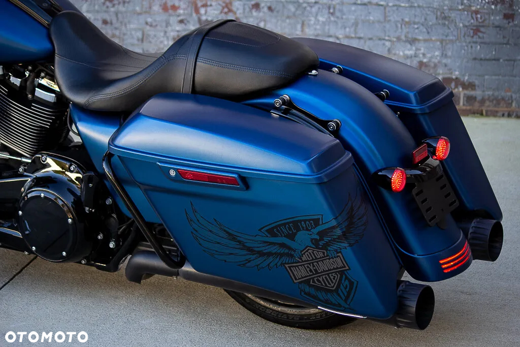 Harley-Davidson Touring Street Glide - 18