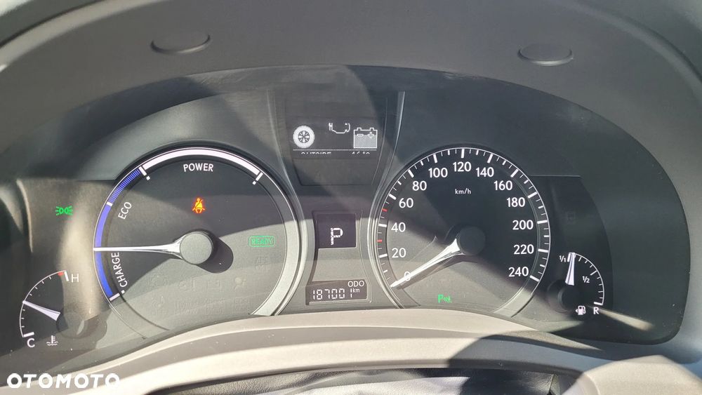 Lexus RX 450h (hybrid) - 34