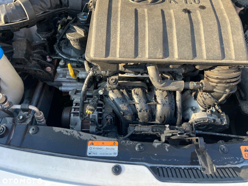 Hyundai i10 1.0 BlueDrive Comfort - 11