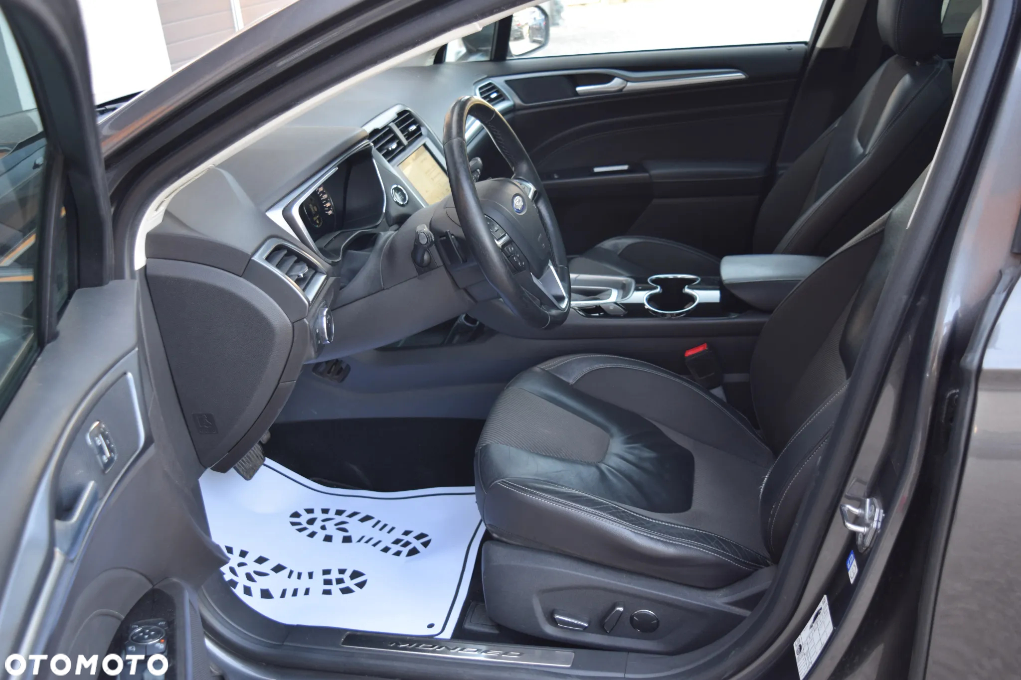 Ford Mondeo 2.0 TDCi ST-Line PowerShift - 19