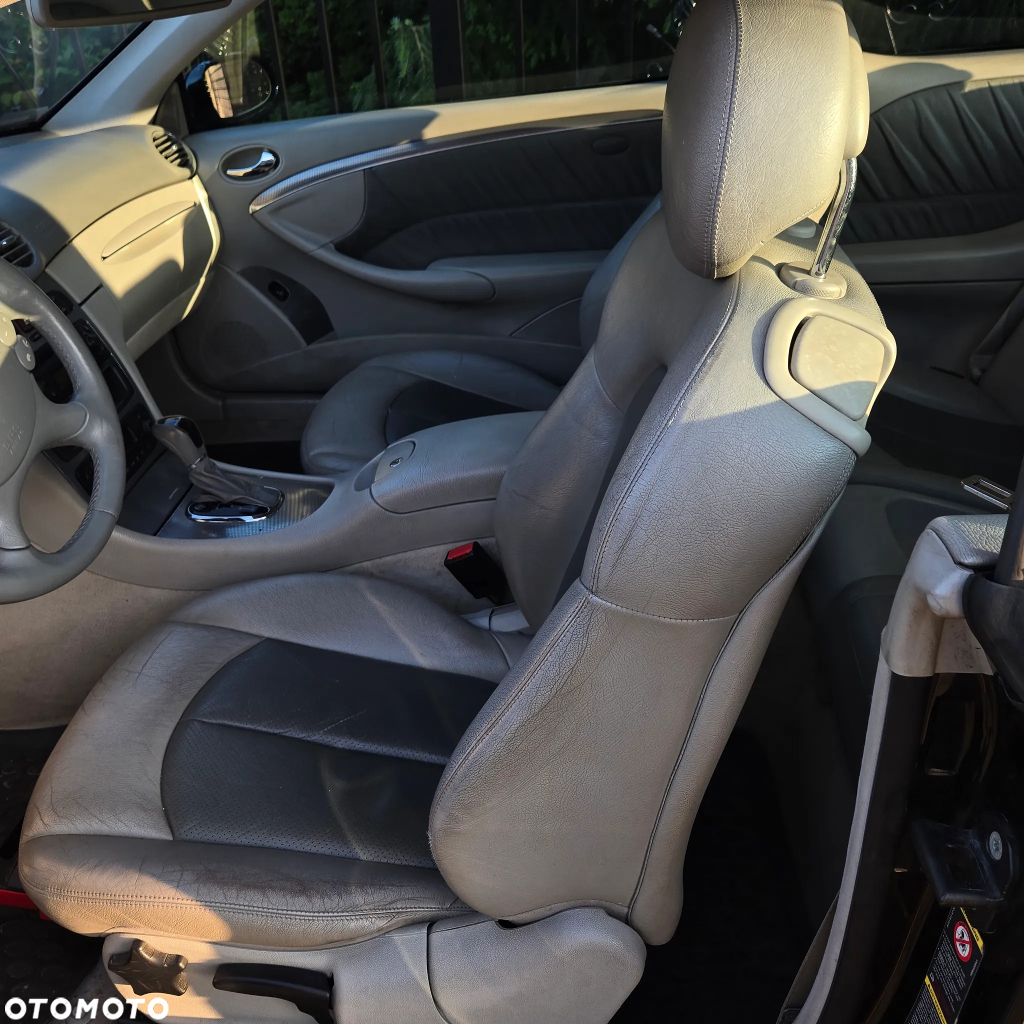 Mercedes-Benz CLK - 9