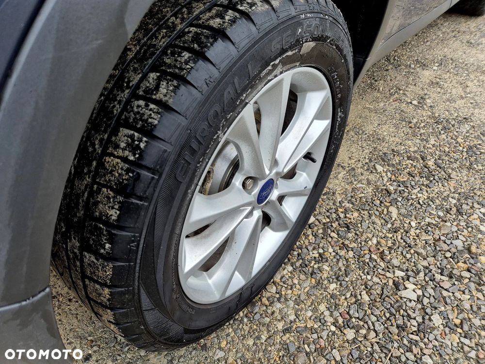 Ford Kuga 2.0 TDCi 4x4 Titanium - 22