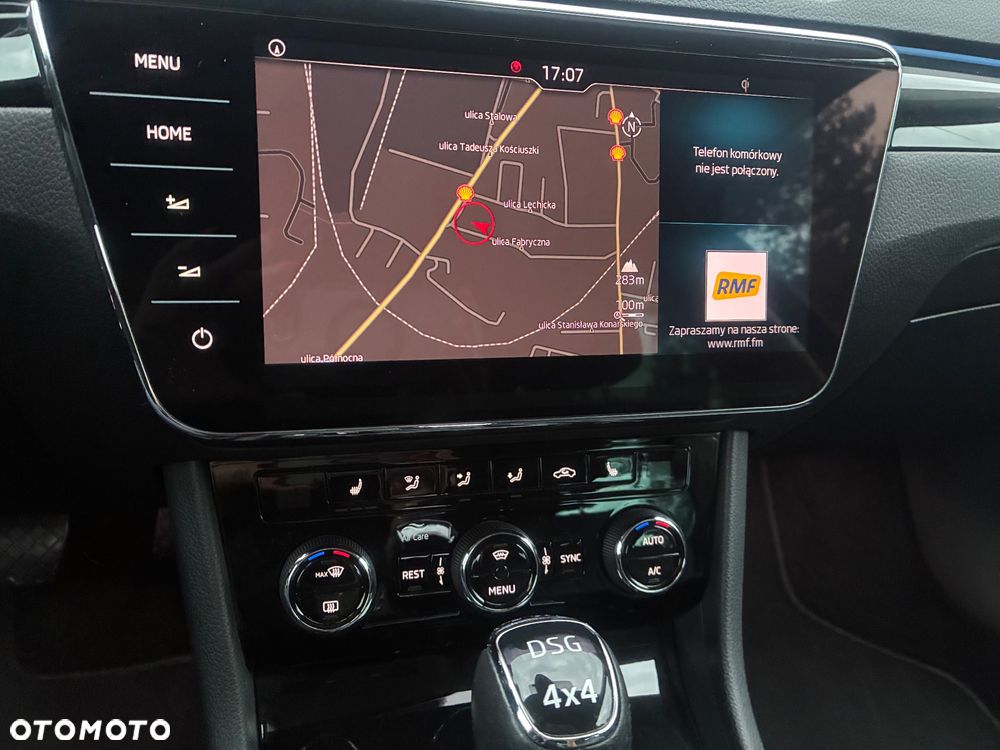 Skoda Superb 2.0 TDI 4x4 L&K DSG - 18