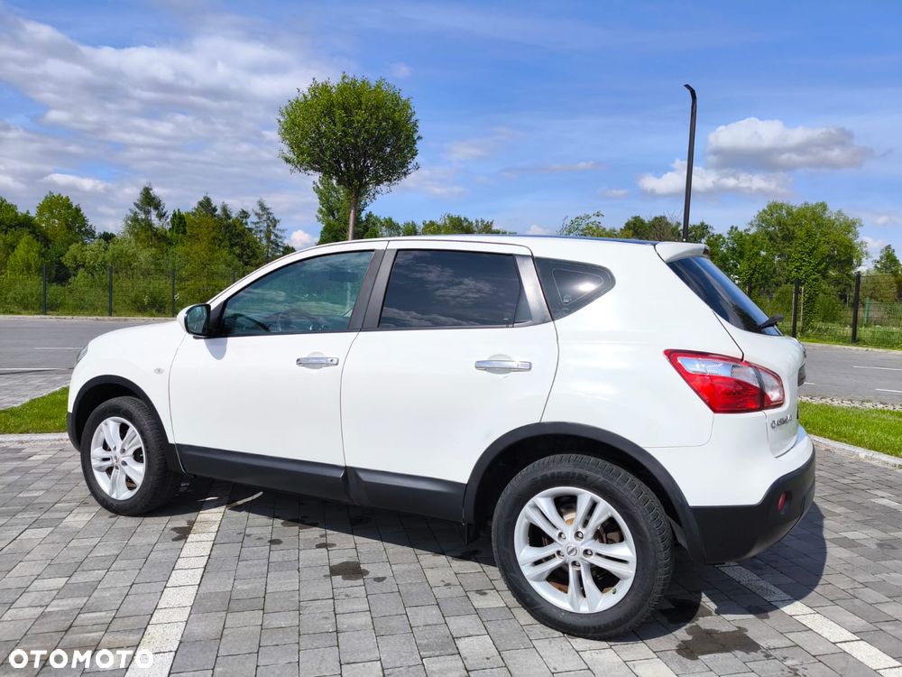 Nissan Qashqai - 14