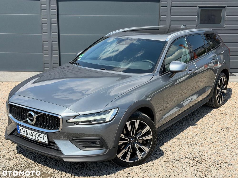 Volvo V60 Cross Country D4 AWD Geartronic Pro - 4