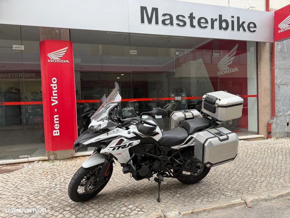 Benelli TRK 502 X - DESDE 93 EUR / MÊS !! - 2
