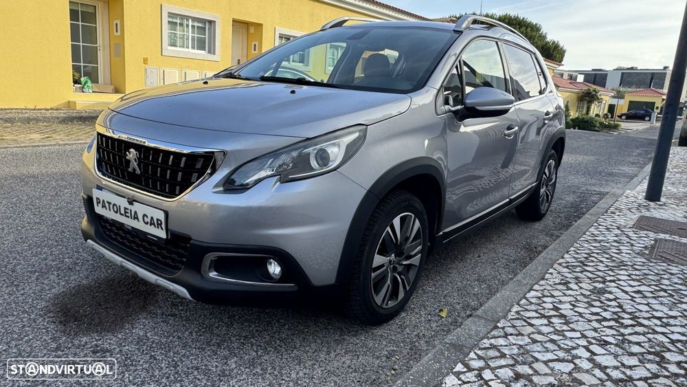 Peugeot 2008 1.2 PureTech Allure EAT6 - 3