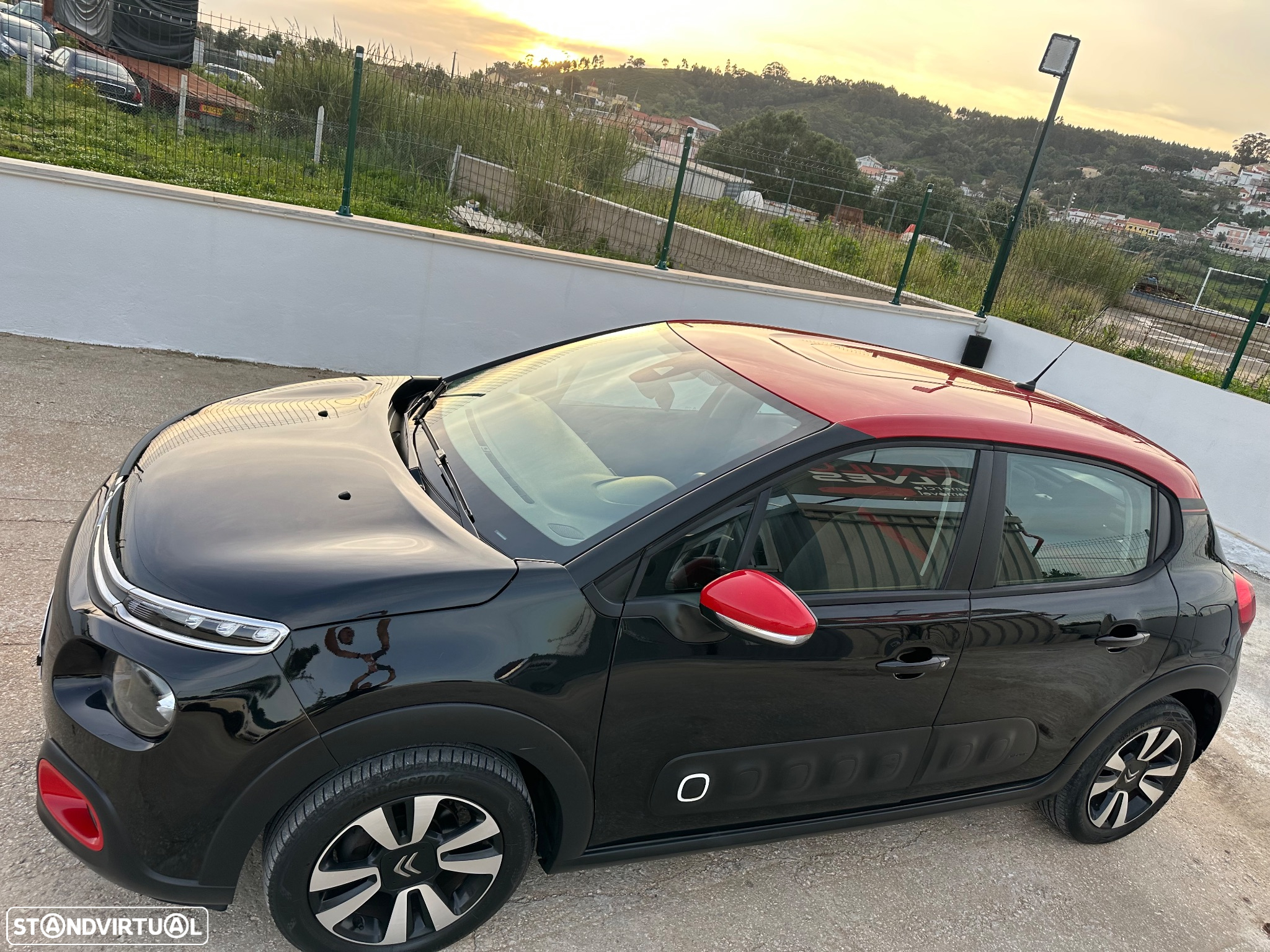 Citroën C3 1.2 PureTech Shine - 29