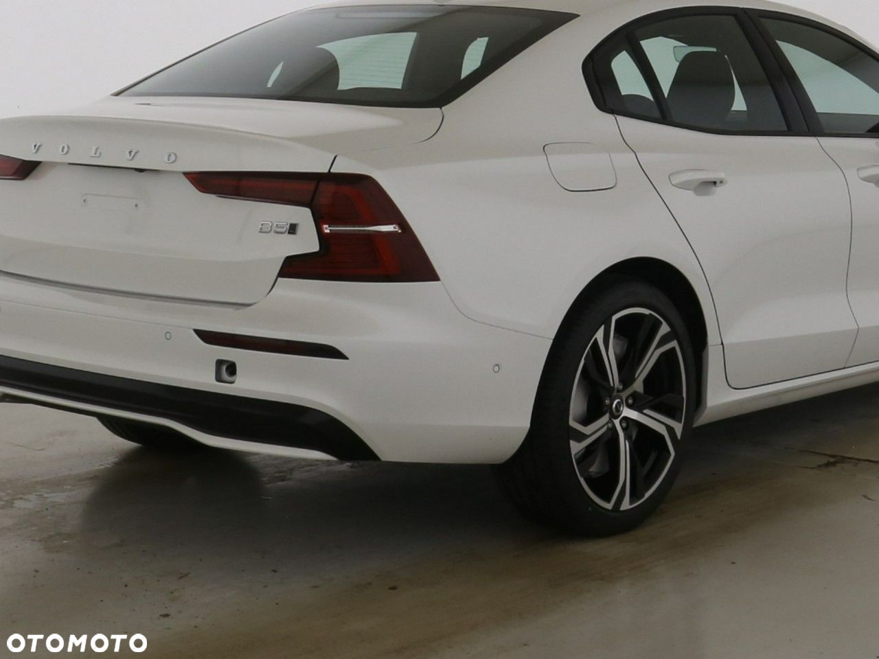 Volvo S60 B5 B AWD Plus Dark - 9