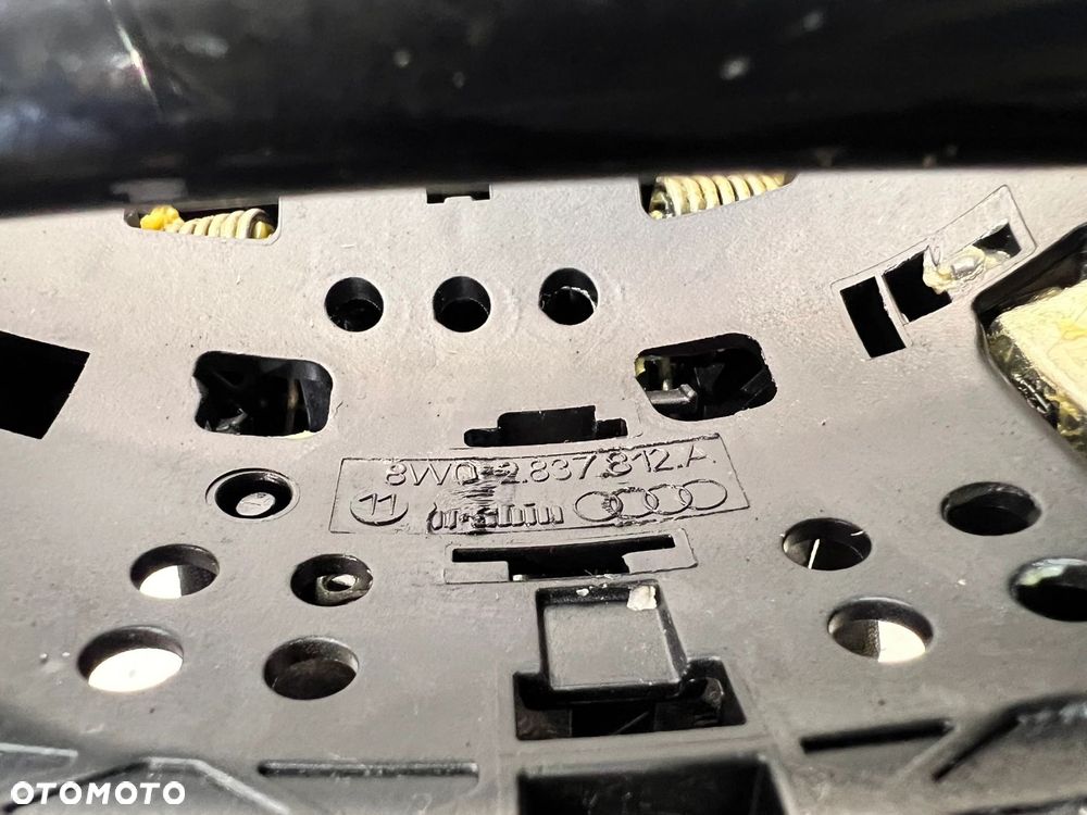 KLAMKA DRZWI PRAWY PRZÓD LUB TYŁ LED AUDI A4 B9 A5 8W 8W0837812A LY9B - 8
