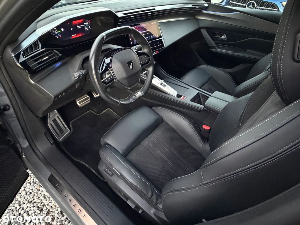 Peugeot 408 225 e-DSC7 GT - 28