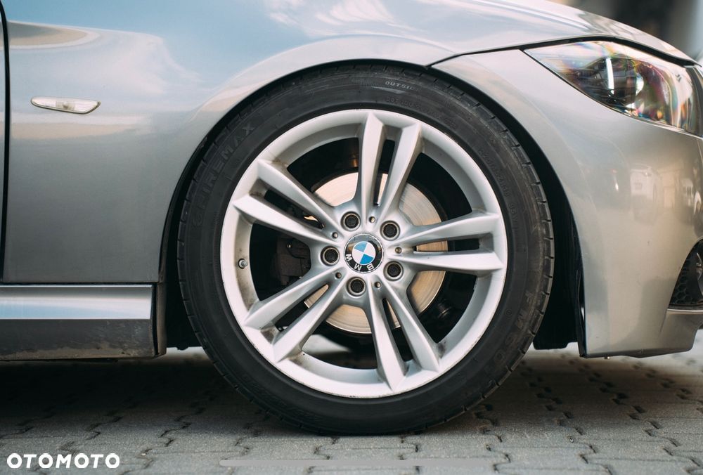 BMW Seria 3 318d - 8