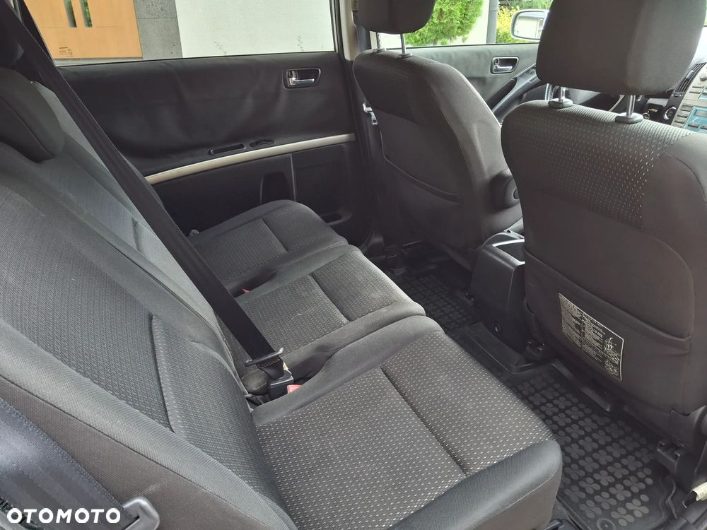 Toyota Corolla Verso - 18