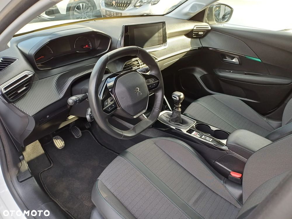 Peugeot 208 PureTech 100 Allure - 14