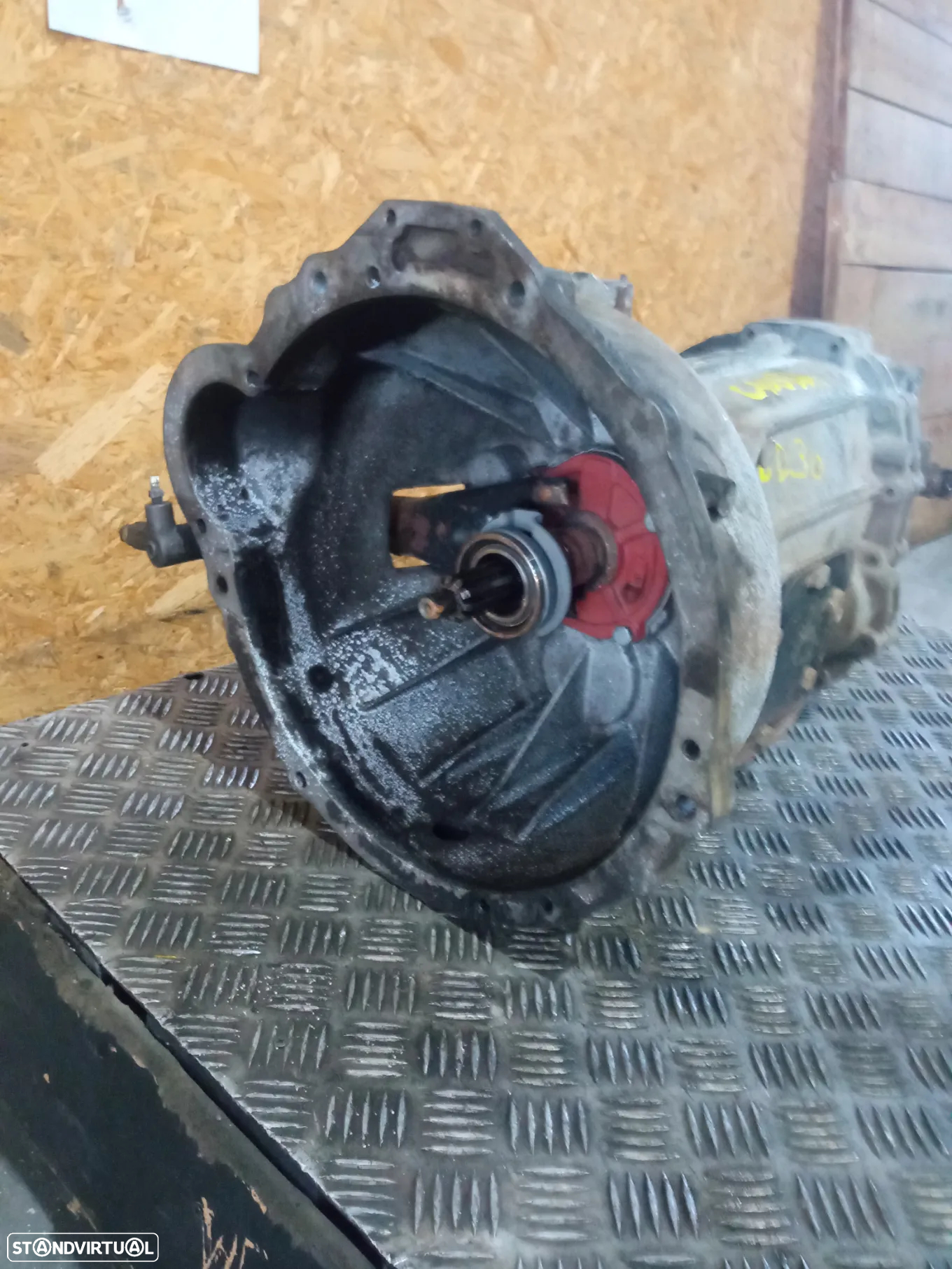 Caixa de velocidades Nissan Cabstar 3.0 Diesel Motor BD30 - 10