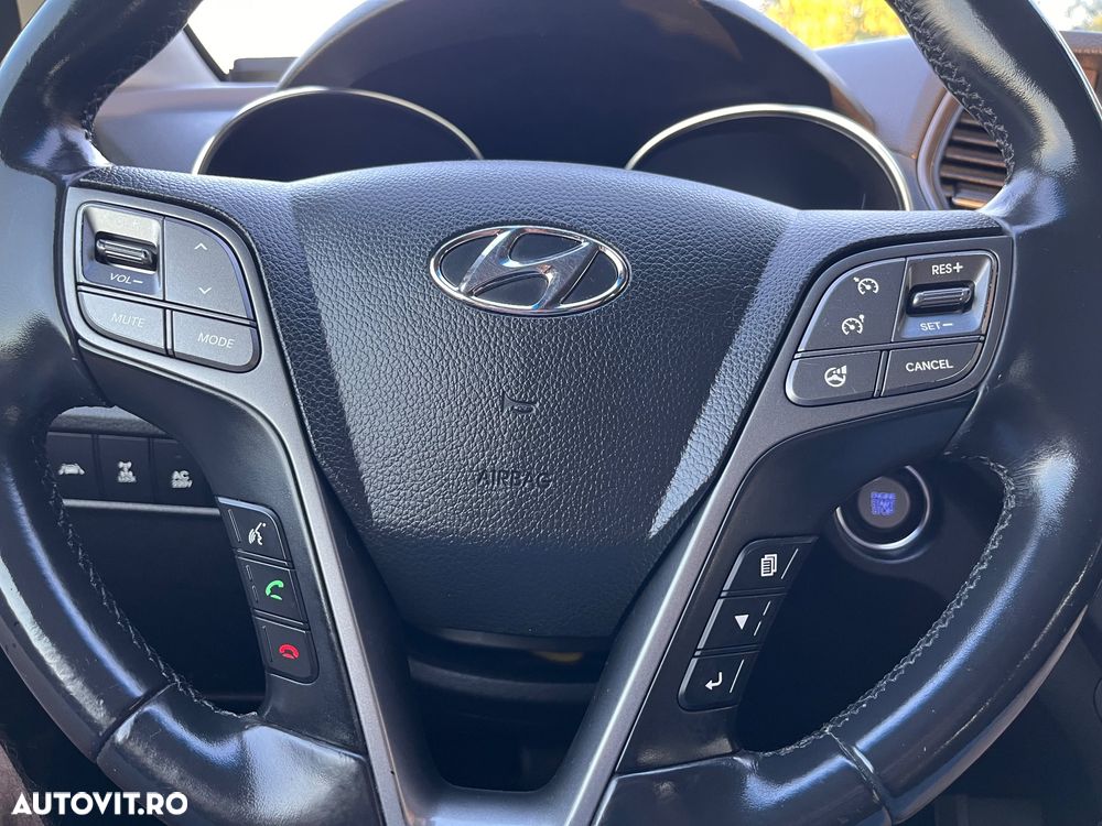 Hyundai Santa Fe 2.2 CRDi 4WD Automatik Premium - 29