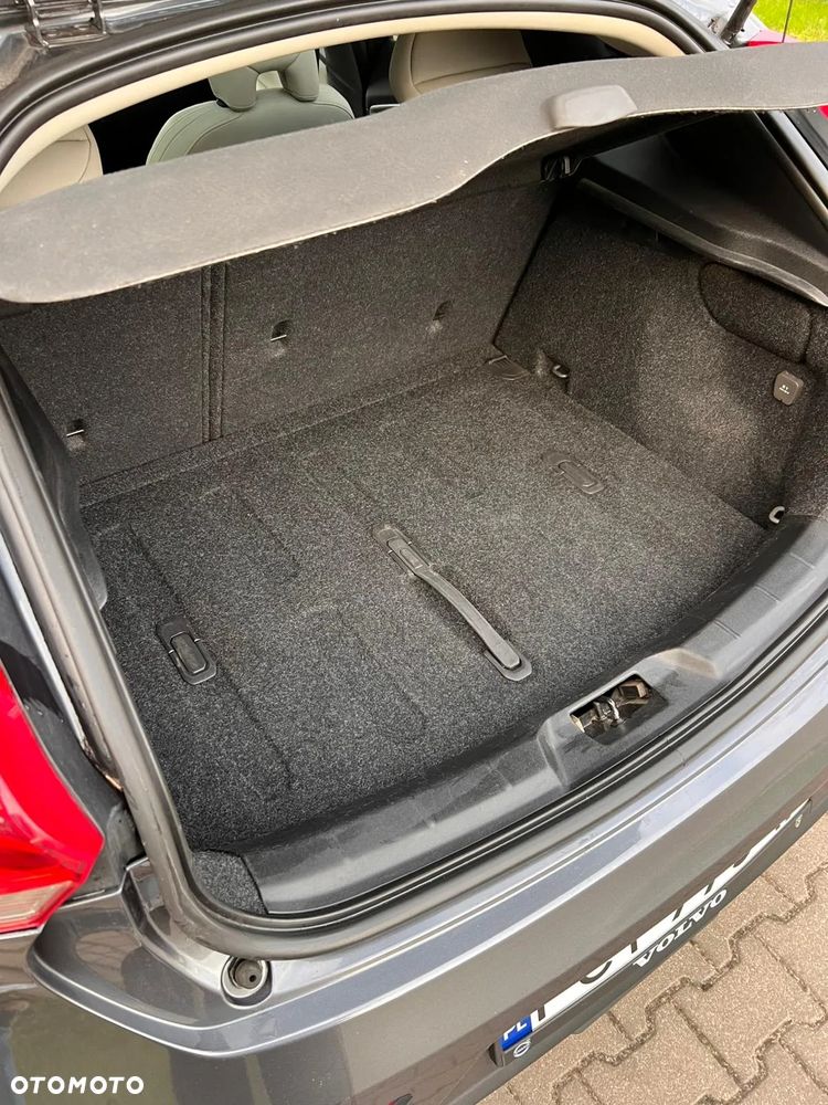 Volvo V40 D3 Geartronic - 23