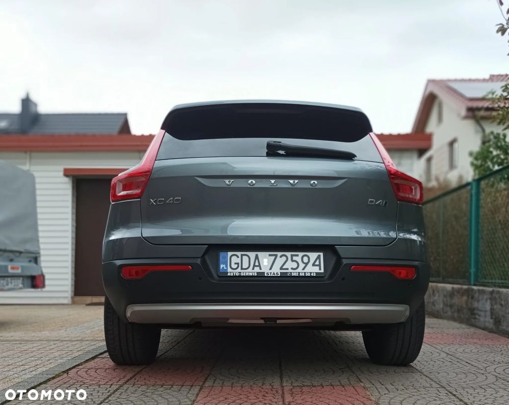 Volvo XC 40 D4 AWD Momentum - 21