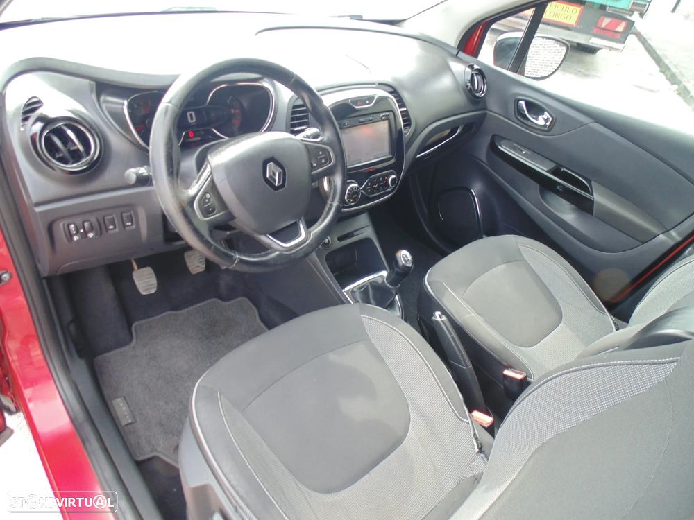 Renault Captur 0.9 TCE Exclusive - 22