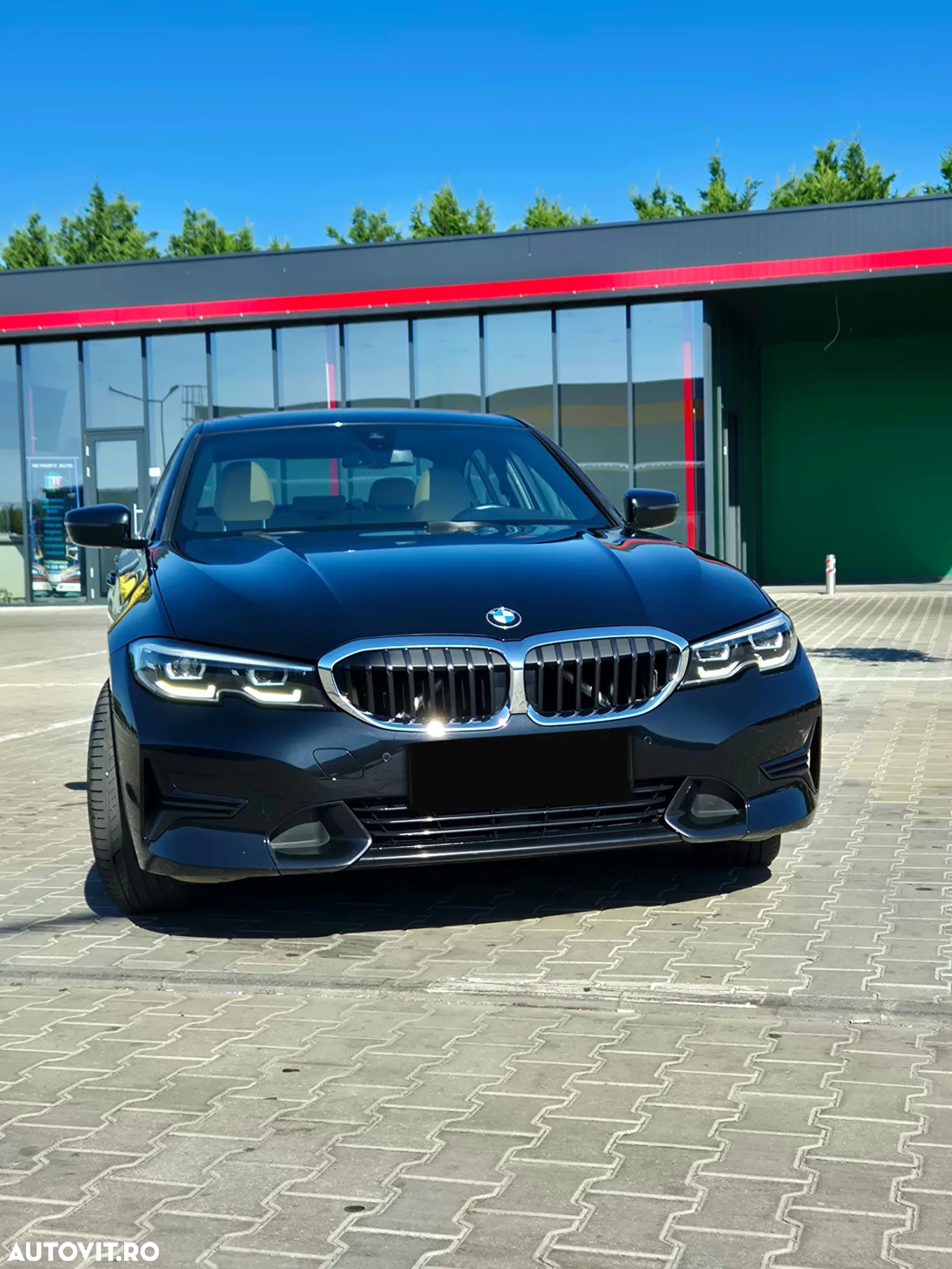 BMW Seria 3 330i AT Sport Line - 29